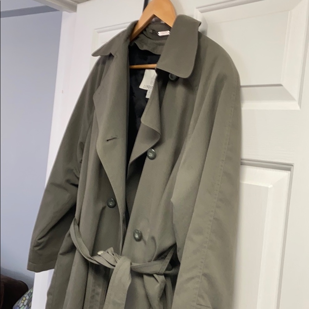 London Fog classic trench coat - Petite 10